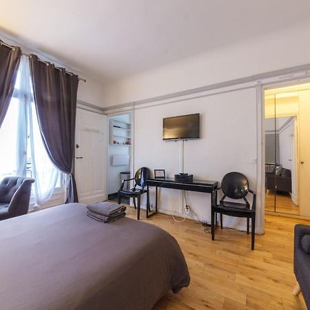Private Studio - Avenue Des Champs-Elysees Διαμέρισμα Παρίσι Εξωτερικό φωτογραφία