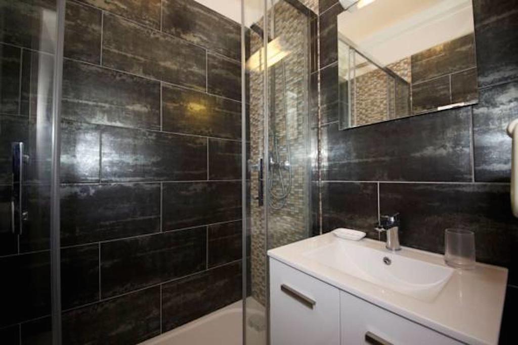 Private Studio - Avenue Des Champs-Elysees Διαμέρισμα Παρίσι Εξωτερικό φωτογραφία